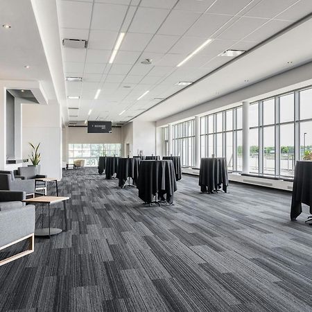Four Points By Sheraton Levis Convention Centre Exteriör bild