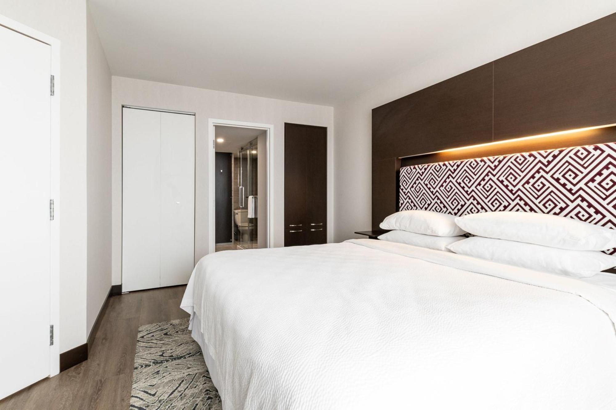 Four Points By Sheraton Levis Convention Centre Exteriör bild