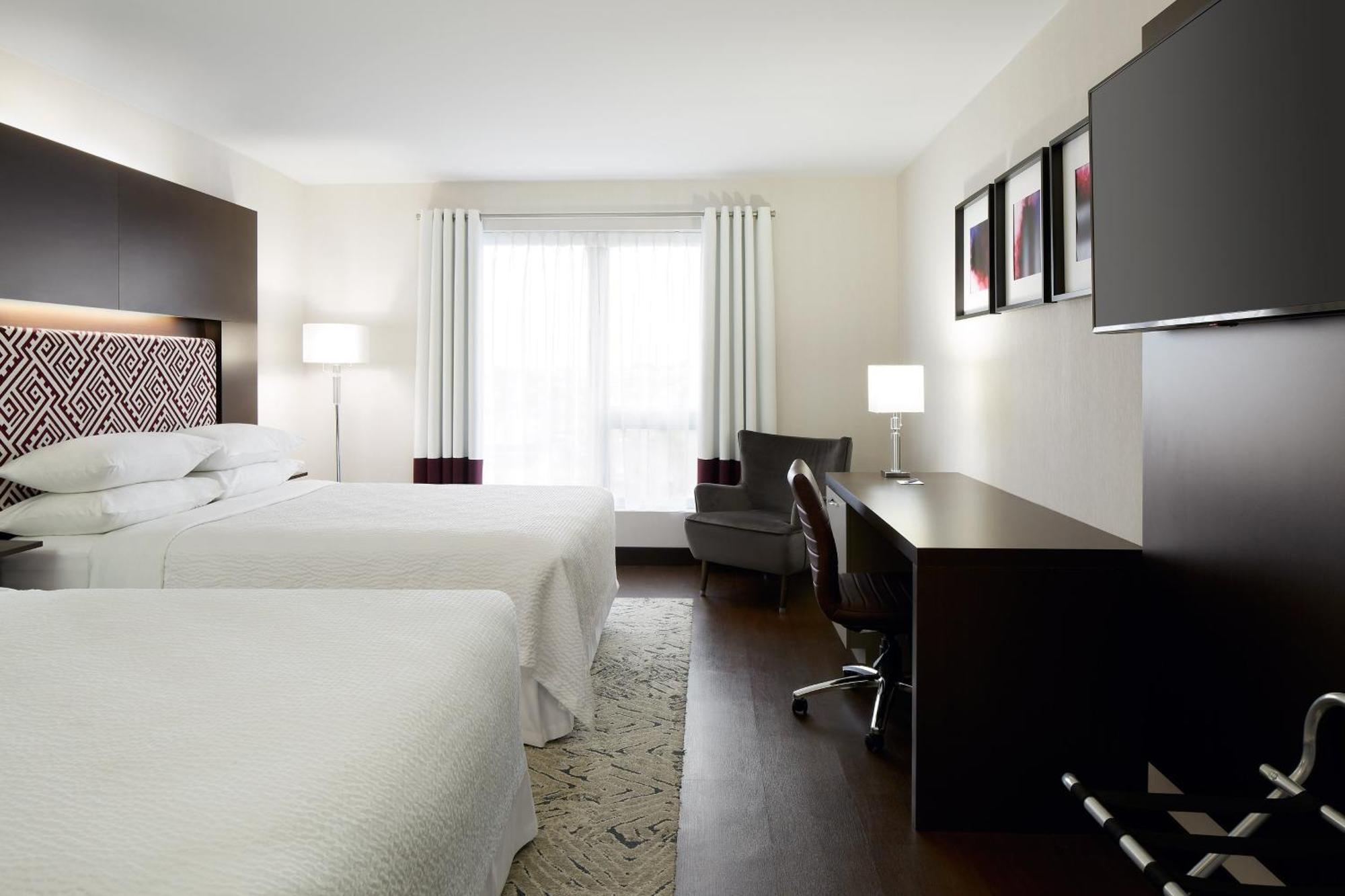 Four Points By Sheraton Levis Convention Centre Exteriör bild